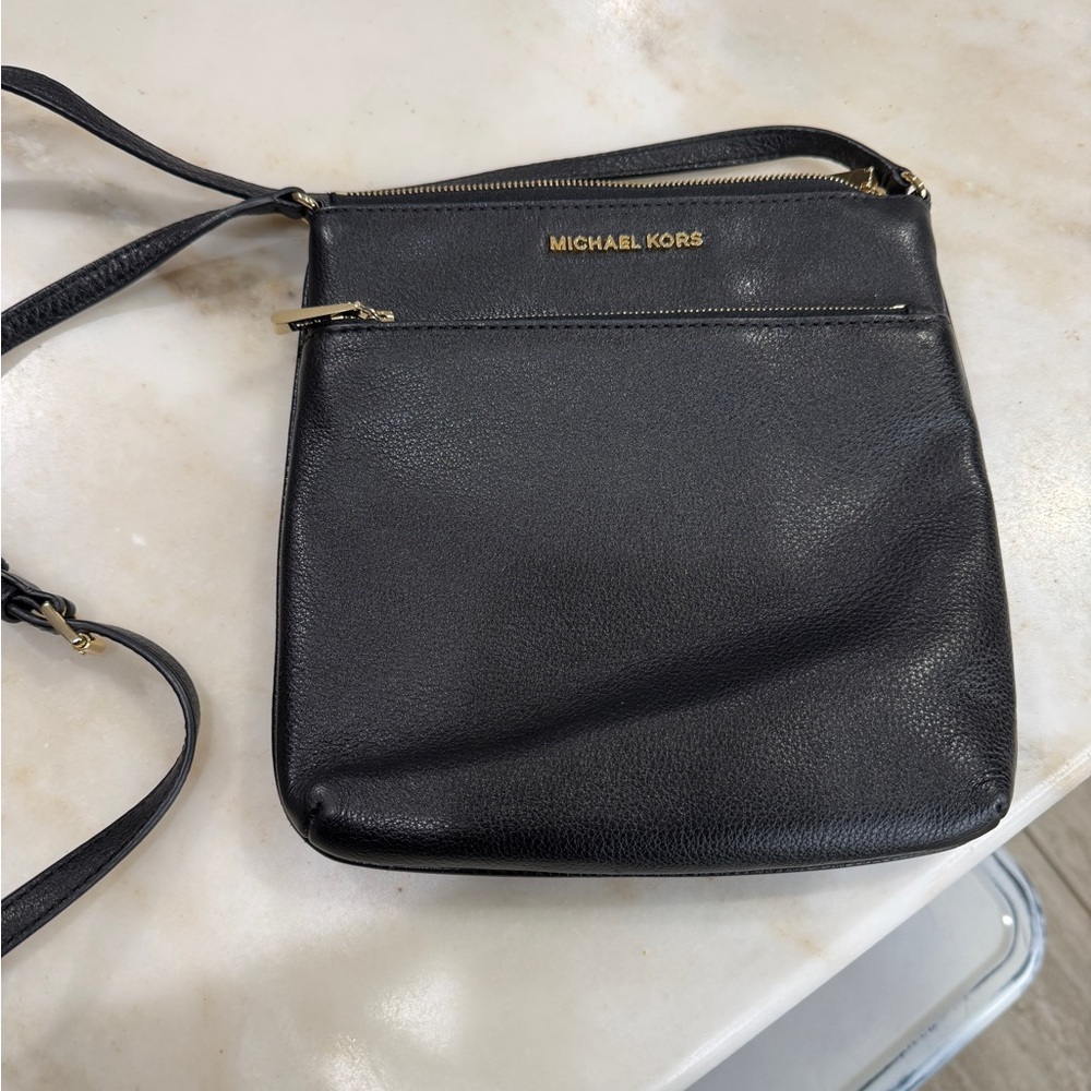Michael Kors Elegant Black Crossbody Bag